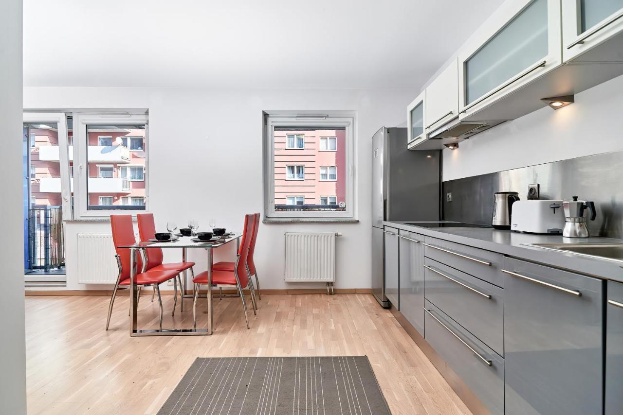 Apartment Spizowa Z Balkonem By Renters Wroclaw