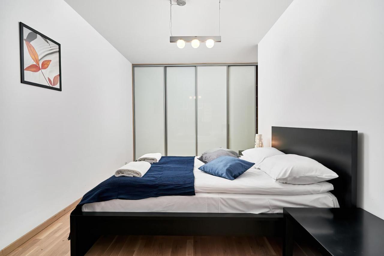 Apartment Spizowa Z Balkonem By Renters