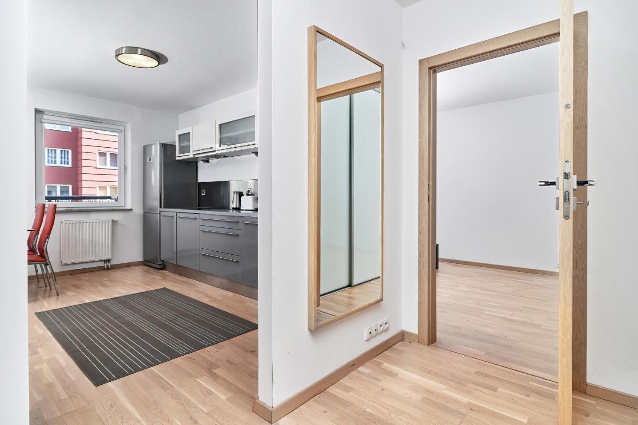 Spizowa Z Balkonem By Renters Apartment Wroclaw
